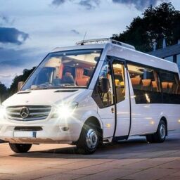 Minibus rental